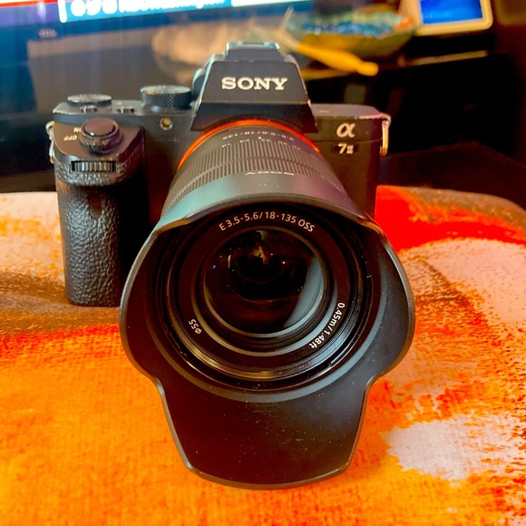 Sony Other - SONY ALPHA A7 ii "Body only"